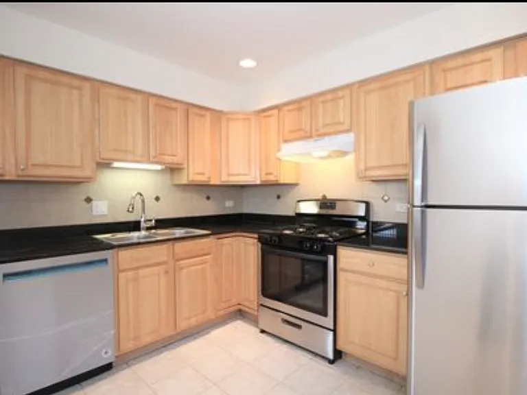 690 Marilyn Ave #110 — Photo 4