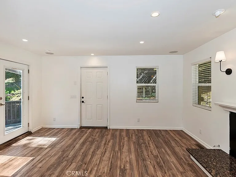 21510 Crest Forest Dr — Photo 6