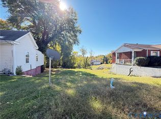 210 Bradley Rd, Danville, VA 24540