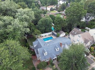 164 Adams Ave, River Edge, NJ 07661