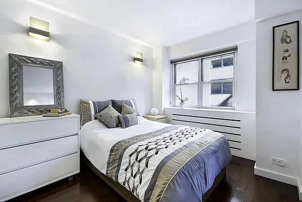 Sold by Compass | media 9