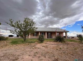 35 Via Blanco Dr, Roswell, NM 88203
