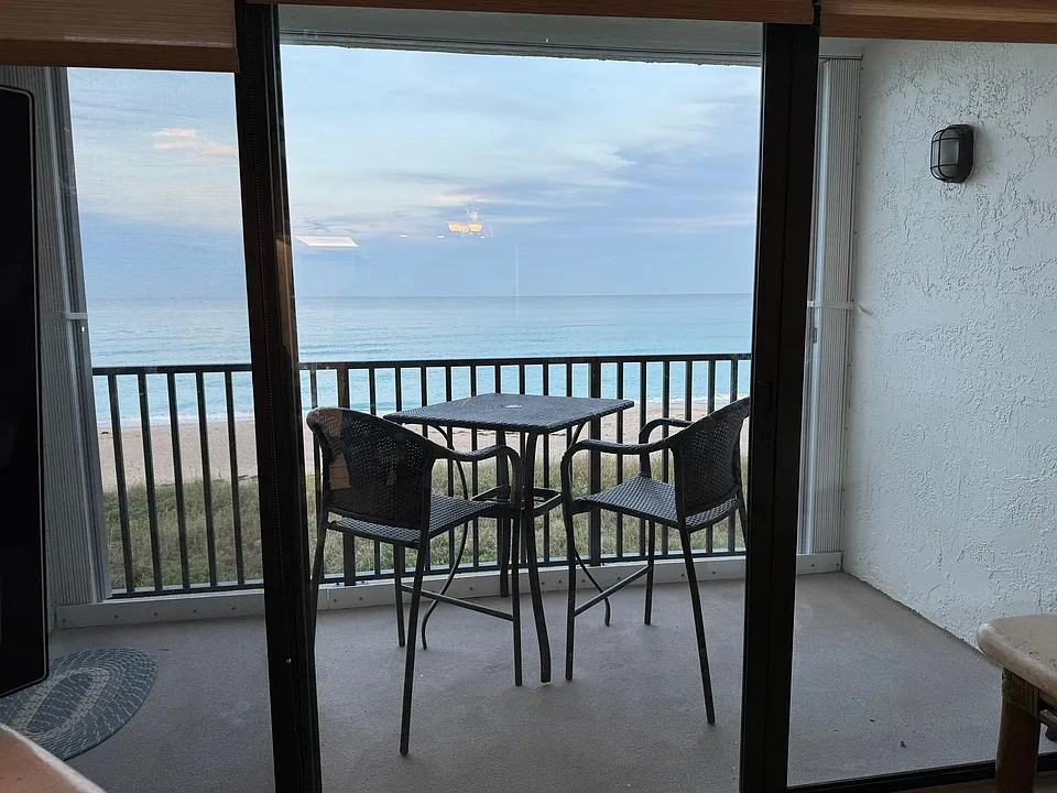 10150 S Ocean Dr #412