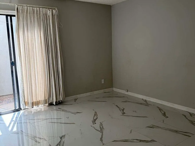 2216 S El Marino — Photo 14