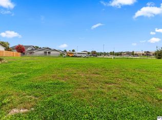 2316 Landing Ln, Blair, NE 68008