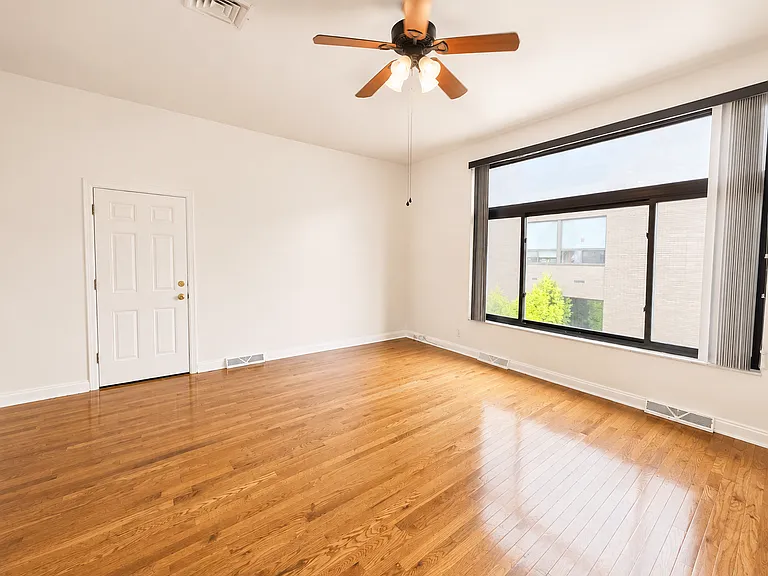 735 N Highland Ave #3 — Photo 33