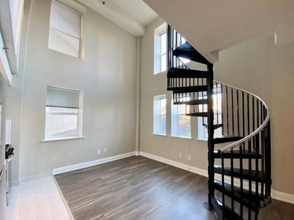 152 Temple St #2F406D9C5