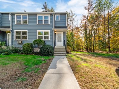 315 Greens Loop #315, Cheshire, CT, 06410