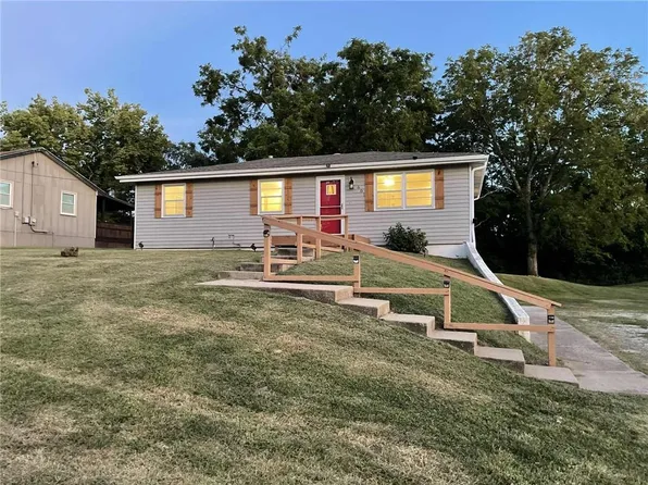 601 Prospect St, Excelsior Springs, MO 64024