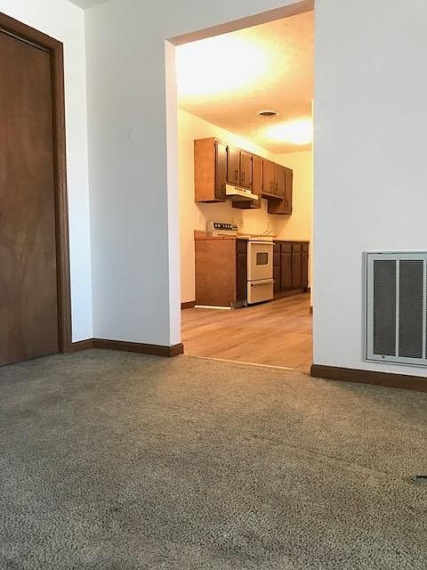 2nd image of 4274 S 5th St APT 3