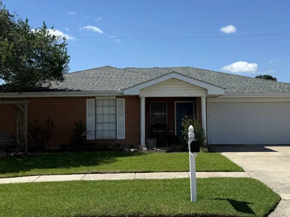 1317 Chestnut Dr, Morgan City, LA 70380