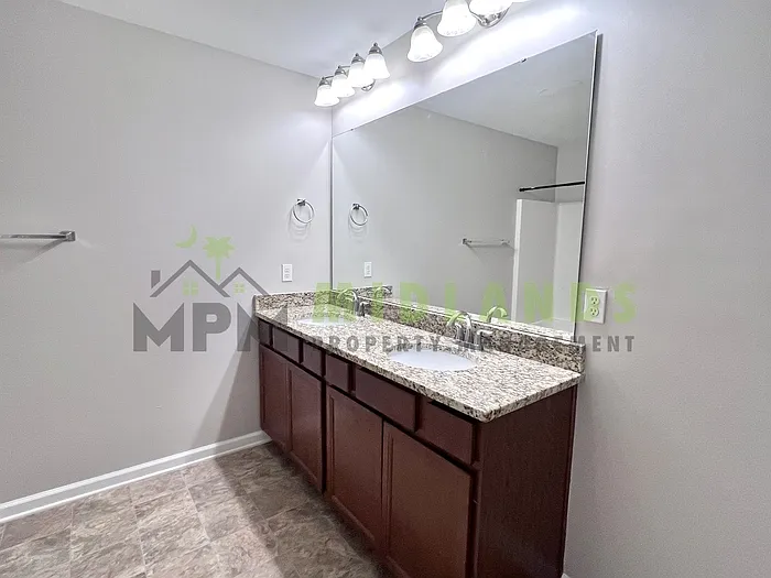 356 Eagle Feather Loop — Photo 48
