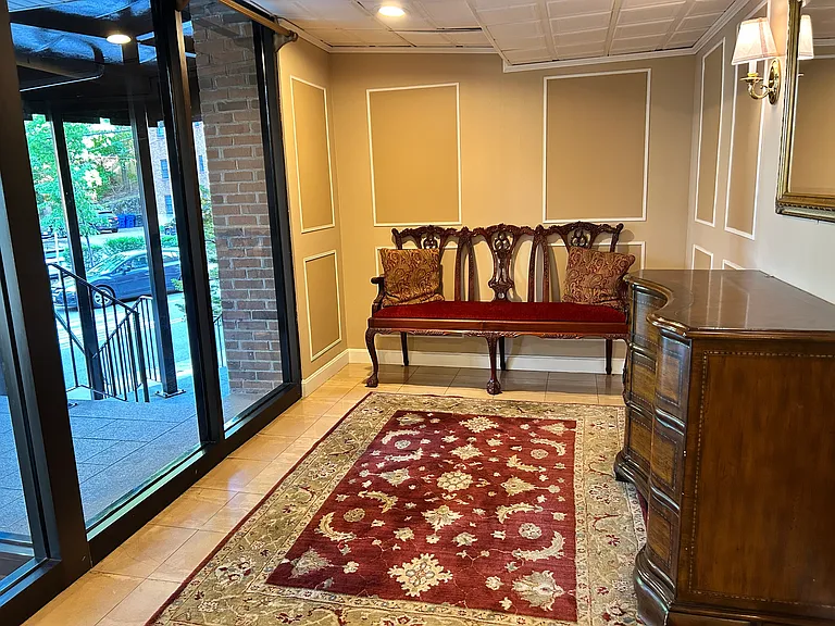 1243 Beacon St #6E — Photo 10