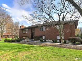 4565 Madison Ave, Trumbull, CT 06611