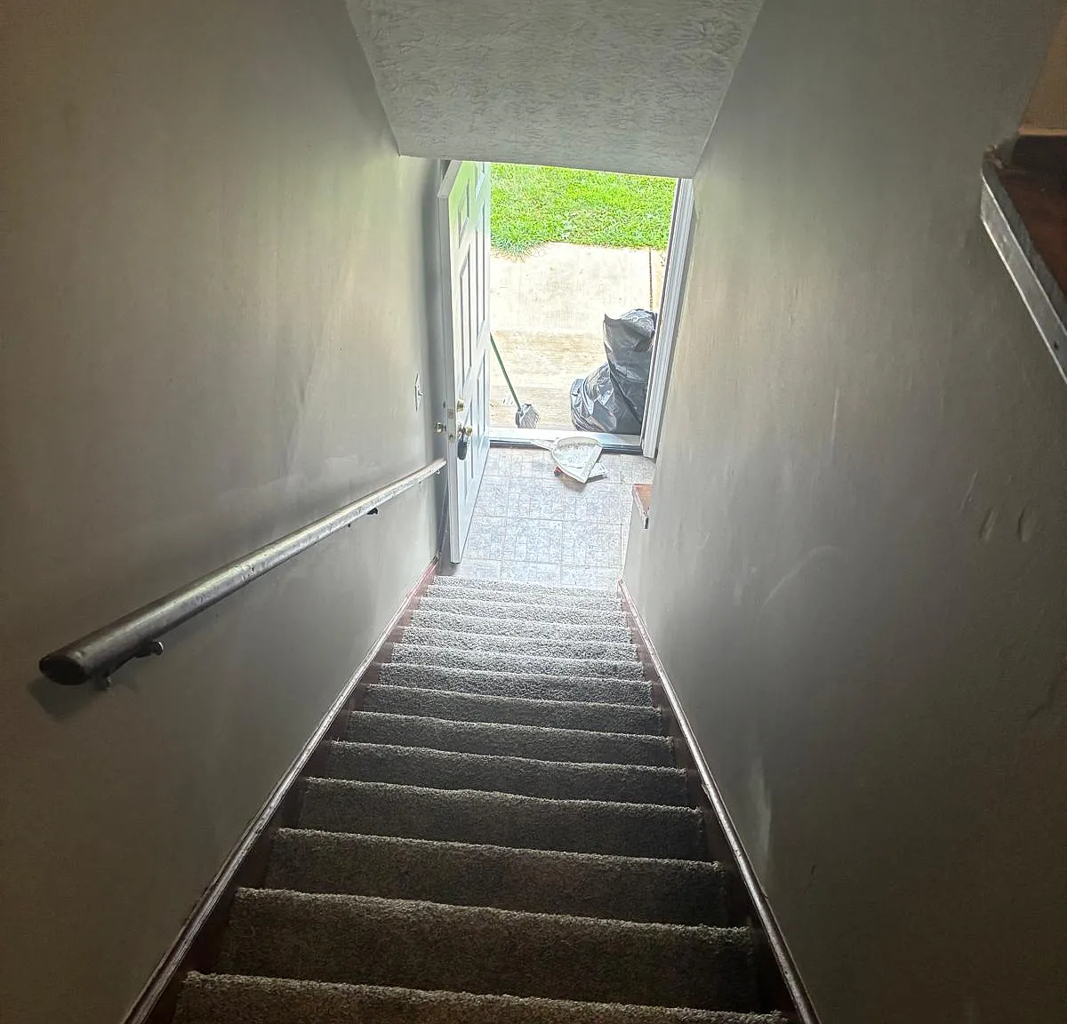2 bed, 472 sqft, $1,300 — Photo 3