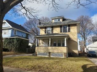 83 Pershing Dr, Rochester, NY 14609