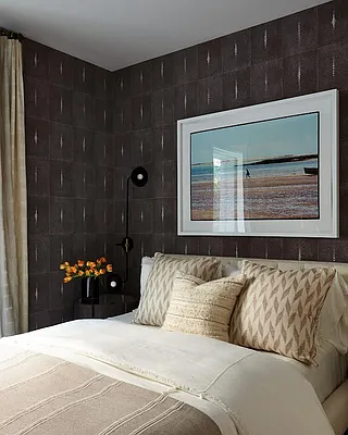 Sold by OFFICIAL | media 12