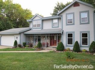 W277S4477 Elk Valley Ct, Waukesha, WI