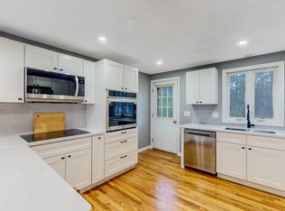 31 Virginia Rd, Tewksbury, MA 01876