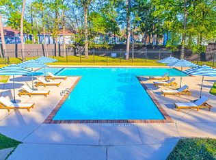 Roundhill Townhomes, Houston, TX 77090
