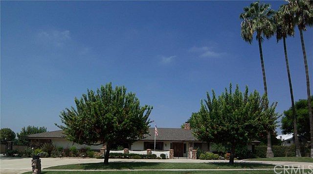 1st image of 11510 Vernon Ave