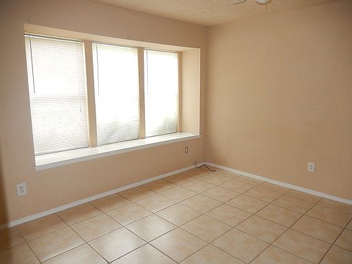 5th image of 3347 Deermoss Dr