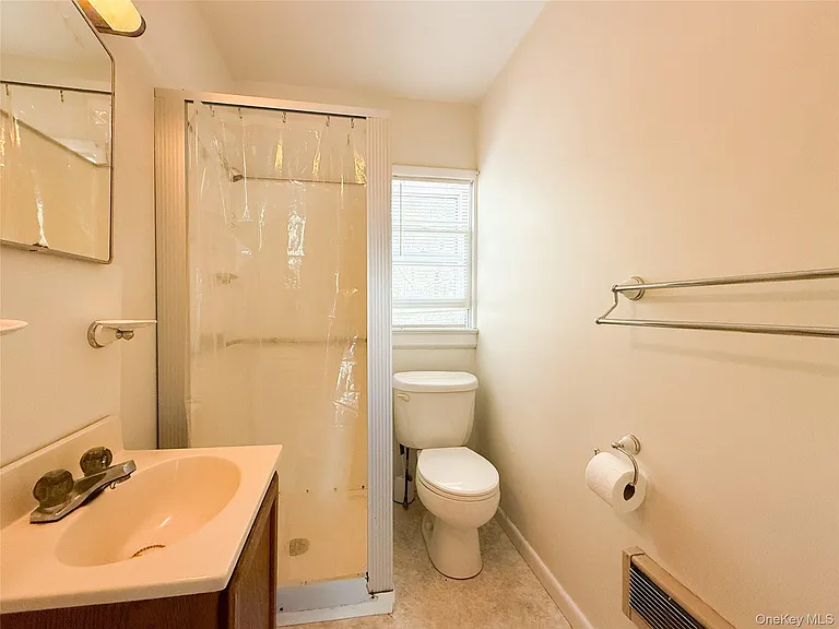 8515 Soundview Ave — Photo 10