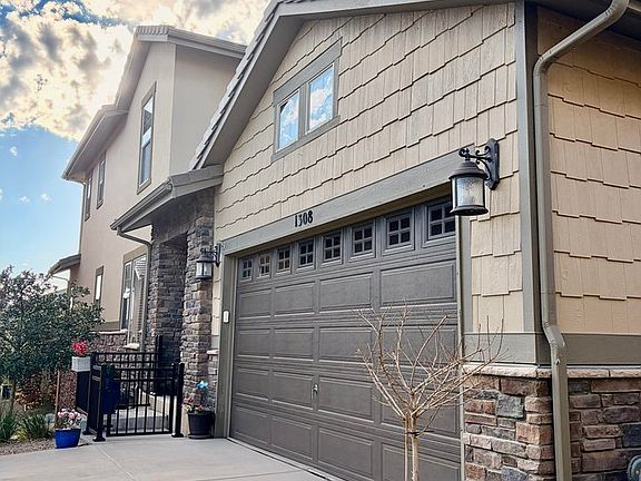 2nd image of 1308 Skyline Dr