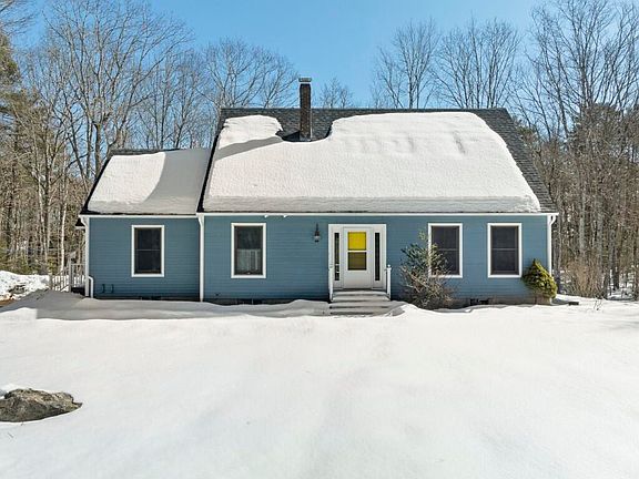 2nd image of 35 Old Farm Road