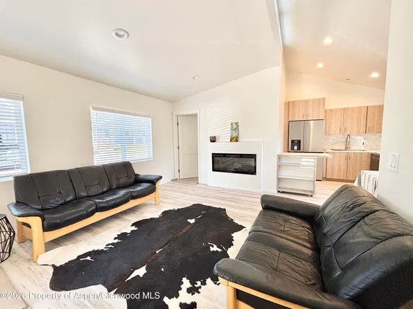 272 Cleveland St, Meeker, CO 81641