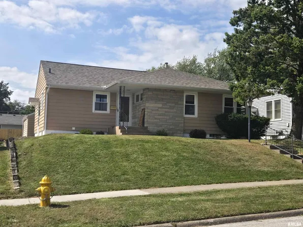 2508 Sturdevant St, Davenport, IA 52804