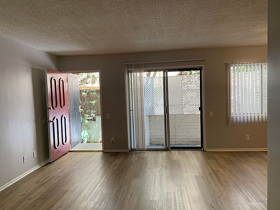 5th image of 1333 S Bundy Dr APT 2