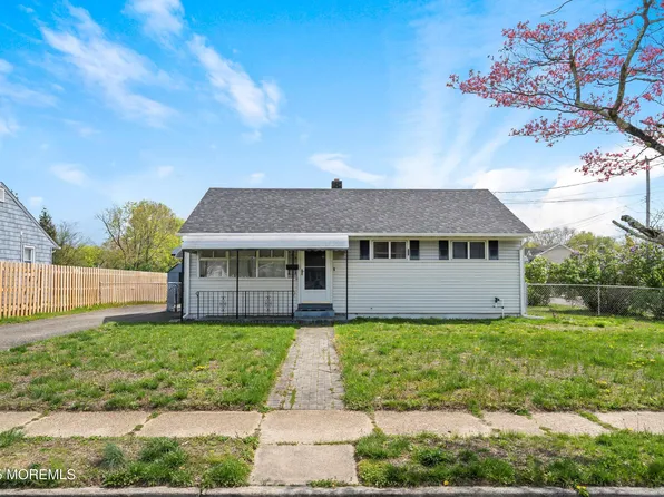 423 Lafayette Avenue, Toms River, NJ 08753