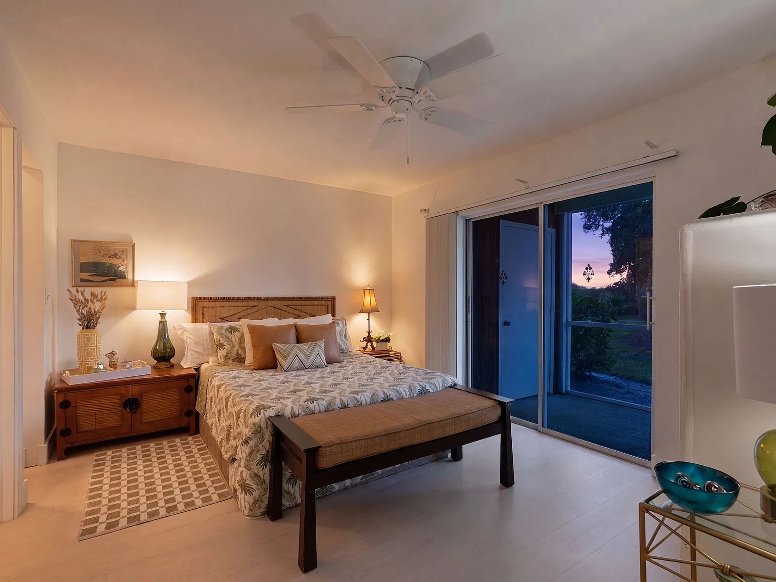 18081 SE Country Club Dr — Photo 2