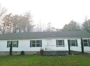 1442 Bud Tilley Rd, Pinnacle, NC 27043