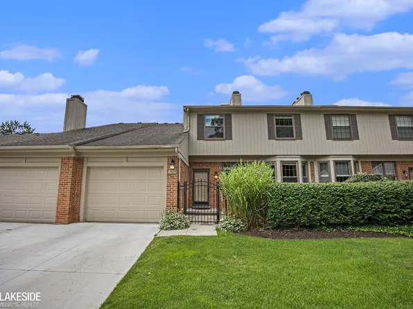 7129 Westchester Rd, West Bloomfield, MI 48322