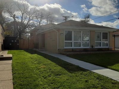 15 E 92nd St, Chicago, IL, 60619