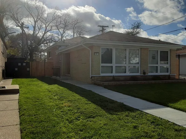 15 E 92nd St, Chicago, IL 60619