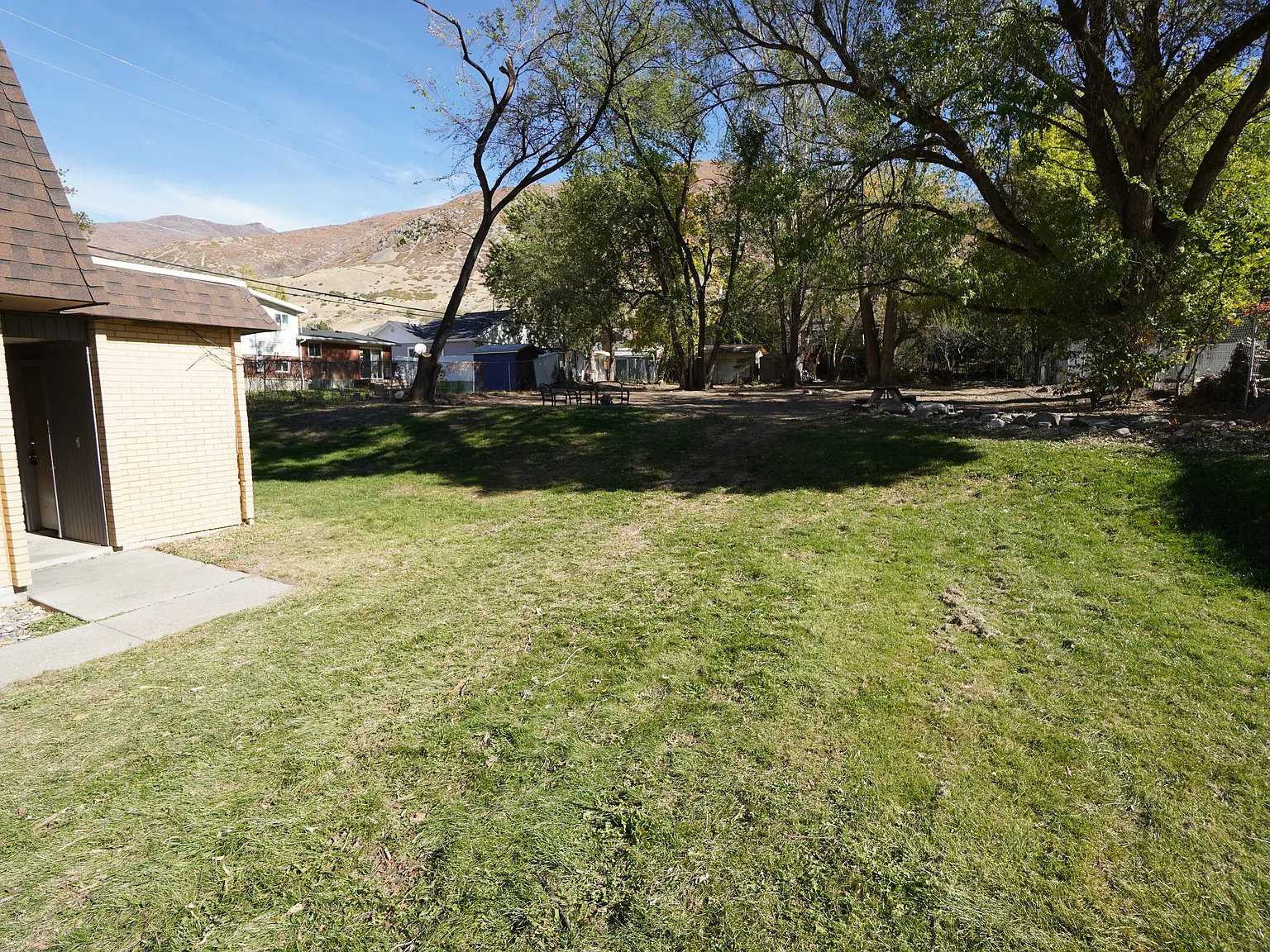 Apartments at 175 Main Street in Farmington — Photo 4