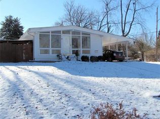 10018 Charjean Dr, Saint Ann, MO 63074