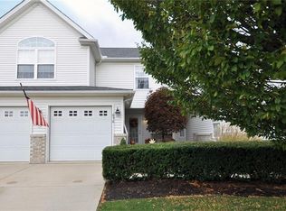 656 Linsberry Ct, Avon Lake, OH