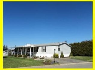 357 Carnation Dr, New Providence, PA 17560