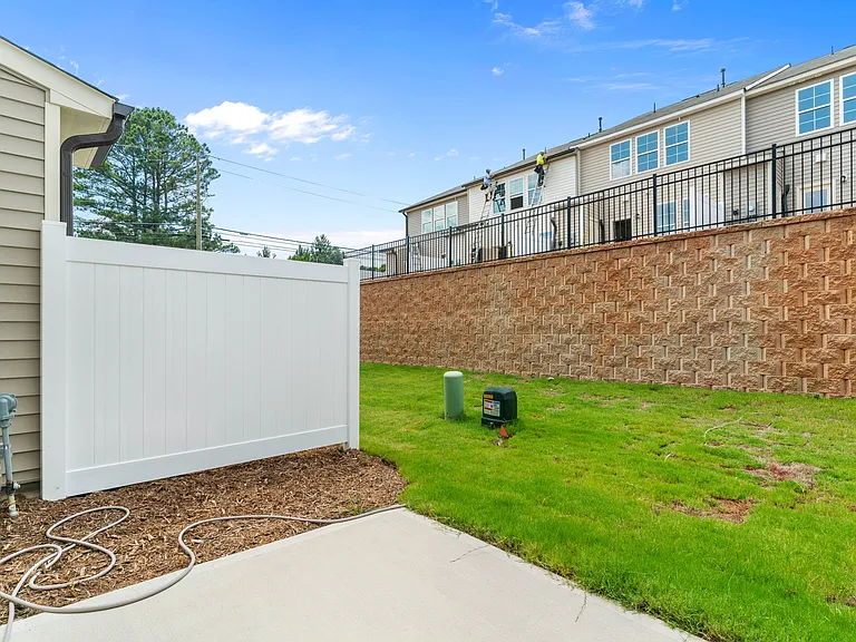 1409 Sunset Peak Way — Photo 3