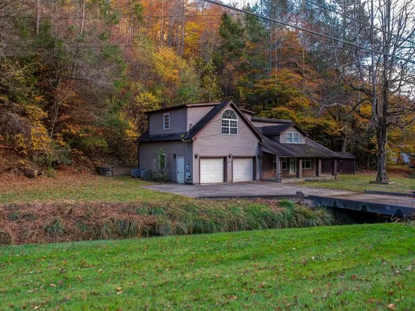 2981 Coeburn Rd, Clintwood, VA 24228
