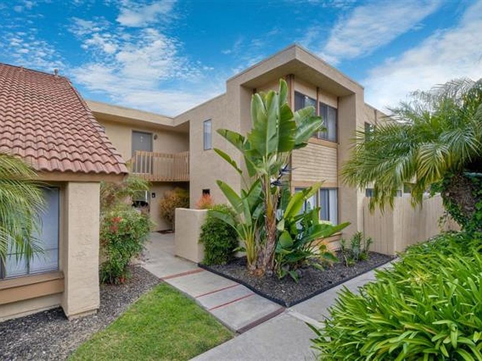 1st image of 128 Avenida Las Brisas #D