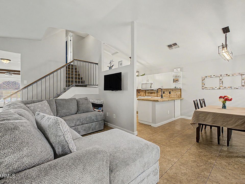 1st image of 5130 W SARAGOSA Street