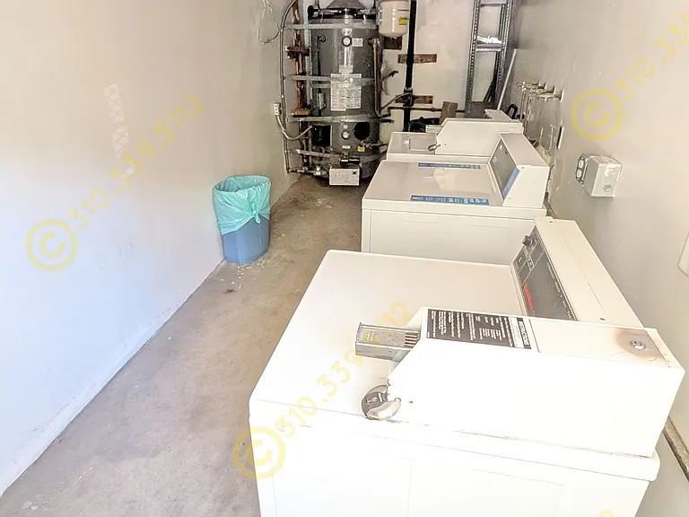 11852 Rochester Ave #8 — Photo 22
