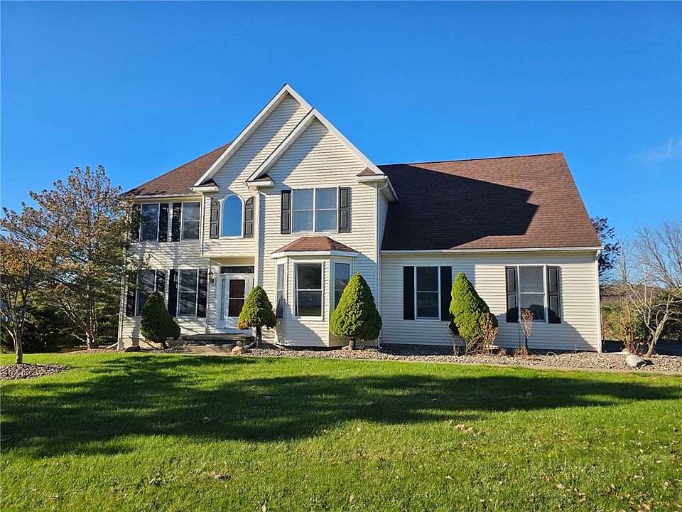 1st image of 145 Barrington Rd