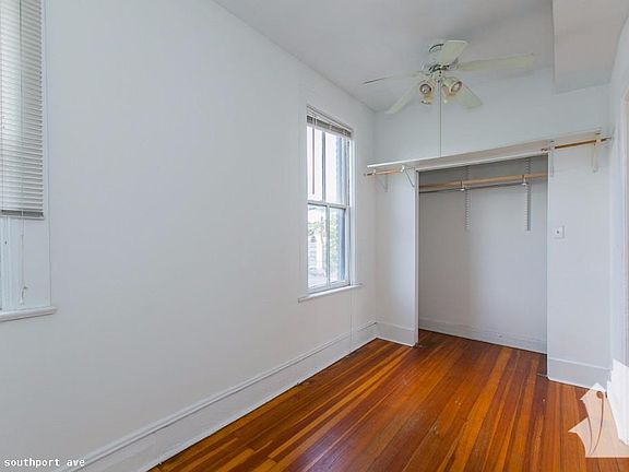 4th image of 2315 N Southport Ave #925