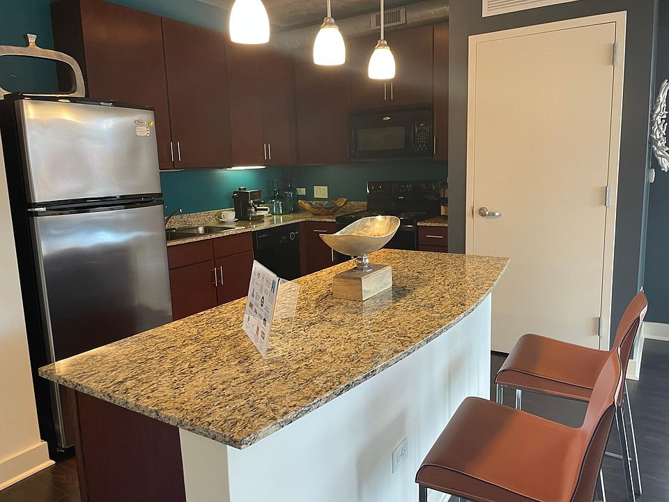 1st image of 755 S Clark St #1212
